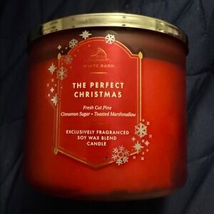 White Barn Festive Red Candle